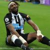 allan saint maximin sitting on pitch smiling newcastle united nufc 1120 768x432 2