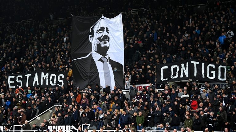 rafa benitez estamos contigo banner newcastle united nufc 1120 768x432 1