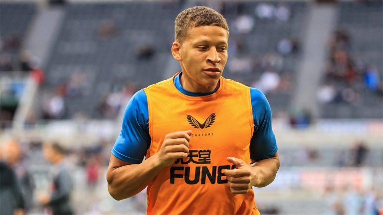 dwight gayle pre match warm up newcastle united nufc 1120 768x432 1