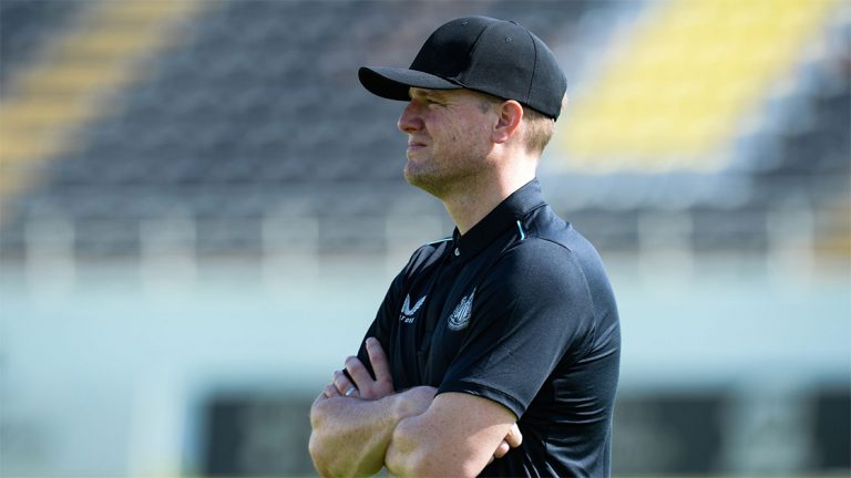 eddie howe cap on newcastle united nufc 2 1120 768x432 1