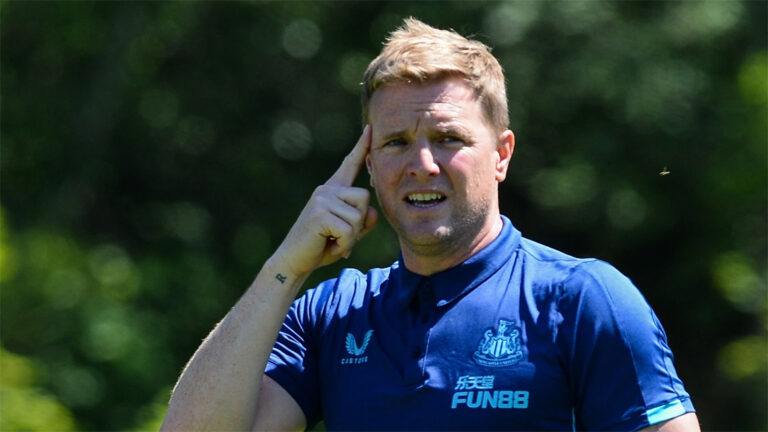 eddie howe pointing finger to head training newcastle united nufc 1120 768x432 1