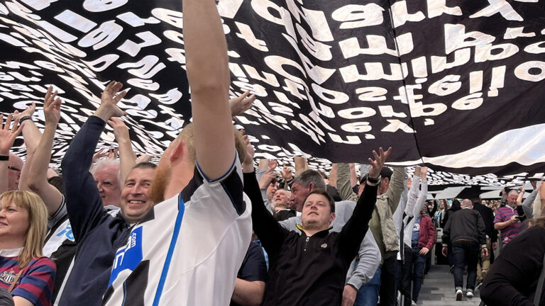 fans under the surfer flag leazes end newcastle united nufc 1120 768x432 1