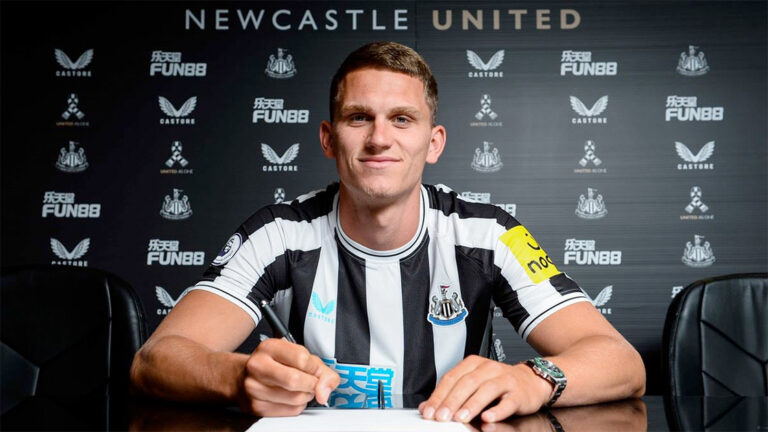 sven botman signing with ball newcastle united nufc 1120 768x432 2