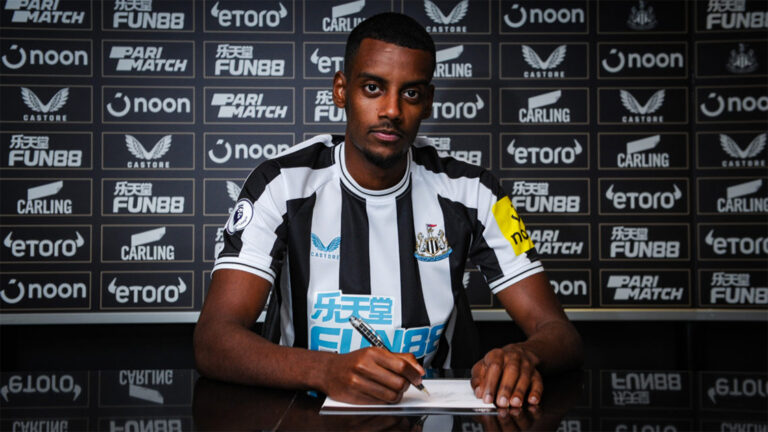 alexander isak signing contract newcastle united nufc 1120 768x432 1