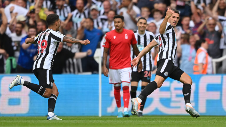 fabian schar goal celebration bruno lingard nottingham forest background newcastle united nufc 1120 768x432 1