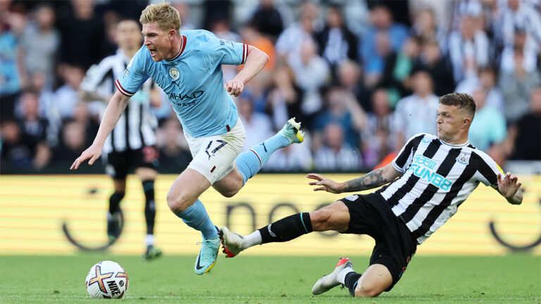 kieran tripper tackle kevin de bruyne manchester city newcastle united nufc 1120 768x432 1