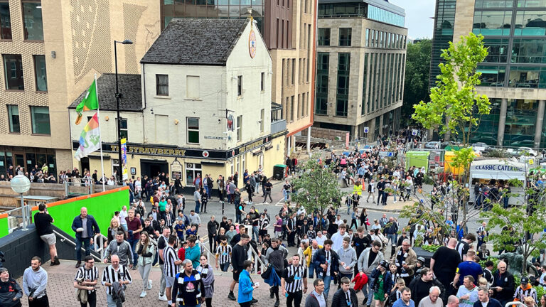 the strawberry pub fans matchday sjp newcastle united nufc 1120 768x432 1