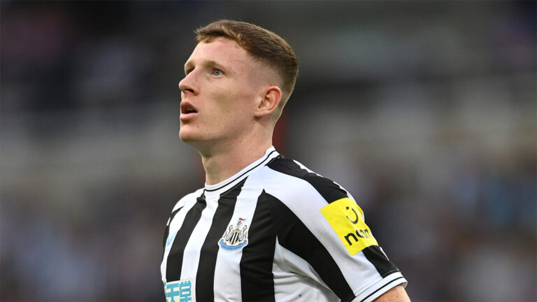 elliot anderson in action close up 2022 newcastle united nufc 1120 768x432 1