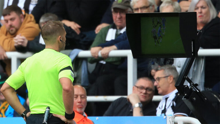 var referee monitor handball bournemouth newcastle united nufc 1120 768x432 2