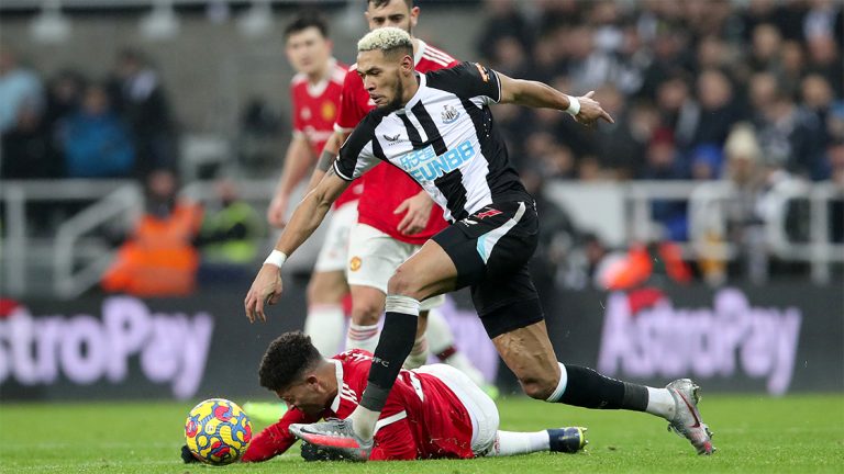 joelinton in action against manchester united newcastle united nufc 1120 768x432 1