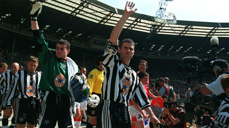 fa cup final 1998 lee given batty newcastle united nufc 1120 768x432 1
