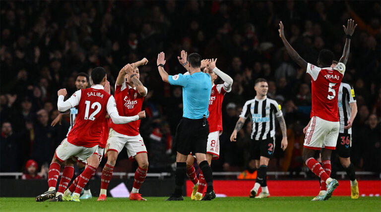 arsenal players claim handball referee newcastle united nufc 1120 768x429 1