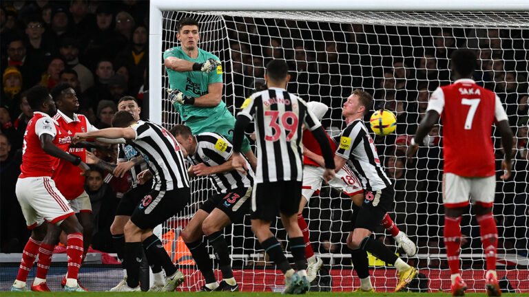 nick pope punch arsenal newcastle united nufc 1120 768x432 1