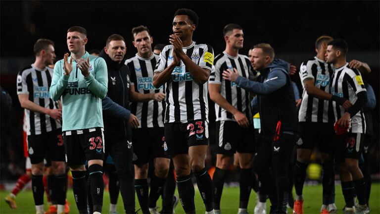 players clap fans end of game murphy newcastle united nufc 1120 768x432 1