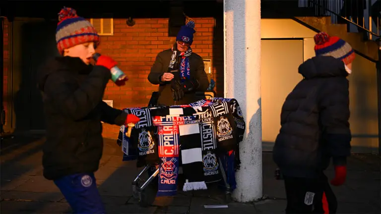 scarf seller outside selhurst park crystal palace newcastle united nufc 1120 768x432 1
