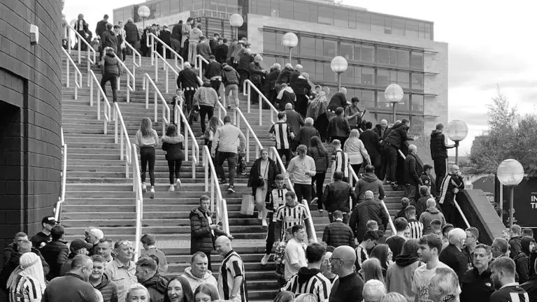 fans outside sjp matchday newcastle united nufc bw 1120 768x432 1