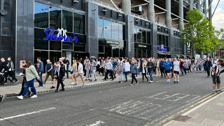 fans walking past shearers bar matchday sjp newcastle united nufc 1120 768x432 1