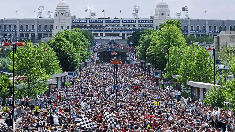 fans wembley way 1999 newcastle united nufc 1120x1410 1 768x432 2