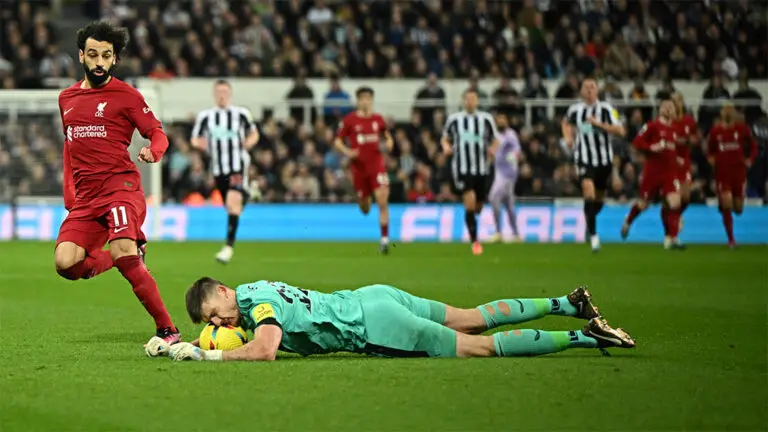 nick pope red card liverpool salah newcastle united nufc 1120 768x432 1