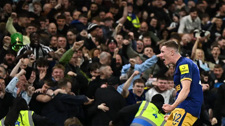 elliot anderson celebrates fans newcastle united nufc 1120 768x432 1