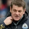 john carver adjusting collar newcastle united nufc 1120 768x432 1