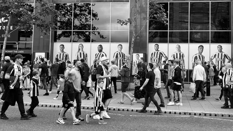 sjp matchday fans strawberry place outside store newcastle united nufc bw 1120 768x432 1