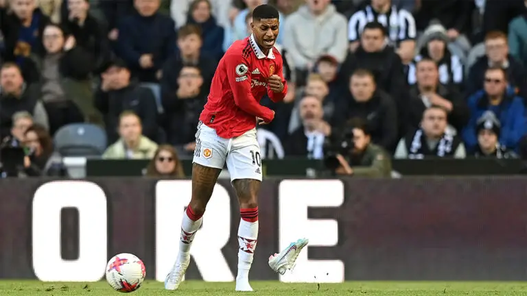 marcus rashford manchester united throws boot to ground newcastle united nufc 1120 768x432 1